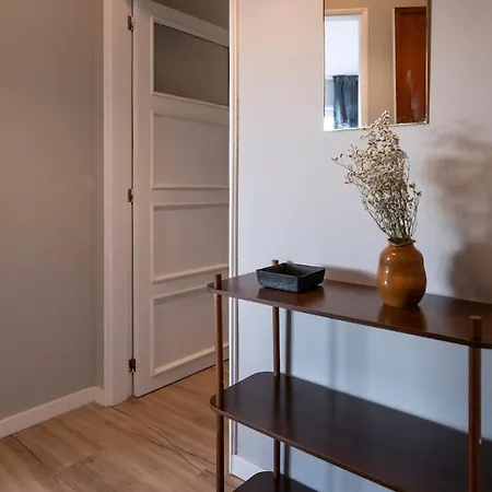 3br Flat By Casa Da Musica, Central, Sleeps 6, 2d