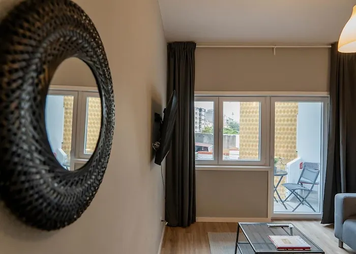 3br Flat By Casa Da Musica, Central, Sleeps 6, 2d شقة بورتو