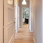 شقة 3br Flat By Casa Da Musica, Central, Sleeps 6, 2d بورتو