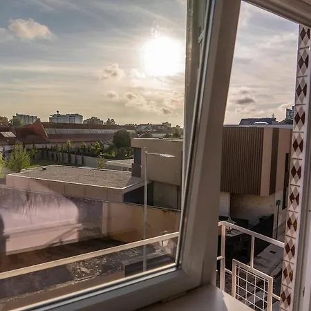 Apartamento 3br Flat By Casa Da Musica, Central, Sleeps 6, 2d *