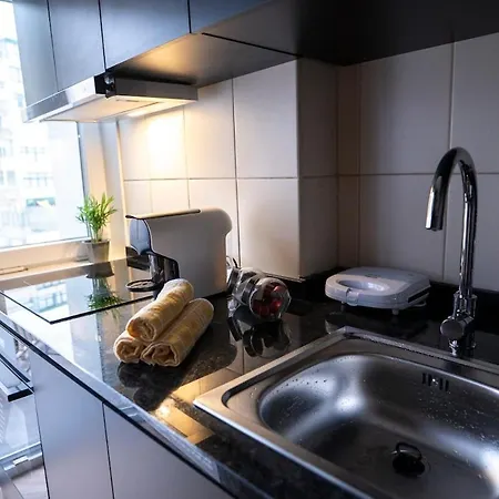 Appartement 3br Flat By Casa Da Musica, Central, Sleeps 6, 2d Porto