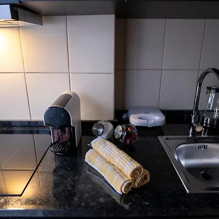 3br Flat By Casa Da Musica, Central, Sleeps 6, 2d Porto