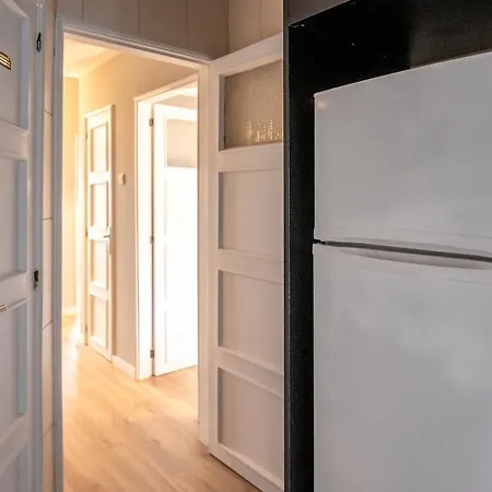 3br Flat By Casa Da Musica, Central, Sleeps 6, 2d Apartamento