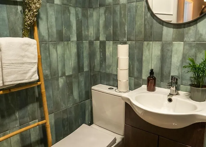 3br Flat By Casa Da Musica, Central, Sleeps 6, 2d *