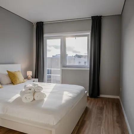 3br Flat By Casa Da Musica, Central, Sleeps 6, 2d Apartman