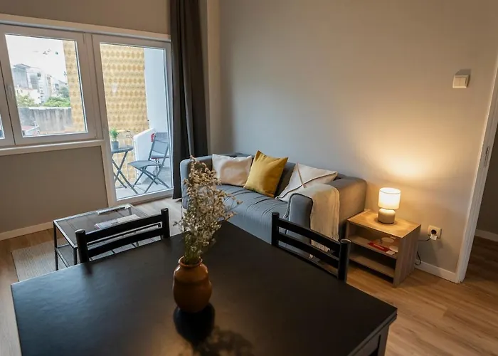3br Flat By Casa Da Musica, Central, Sleeps 6, 2d Apartment Porto